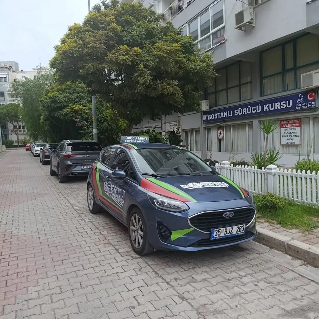 B Sınıfı Otomobil Ehliyeti (Manuel & Otomatik)